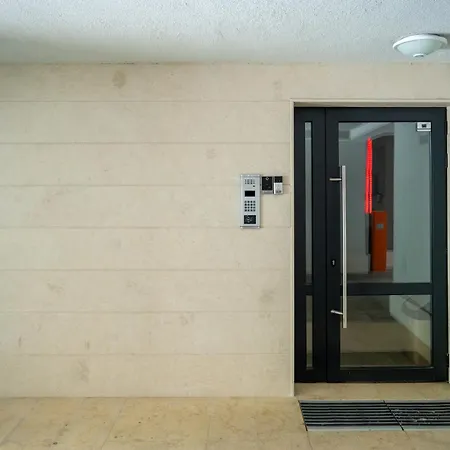 Bright In The Center Apartament *