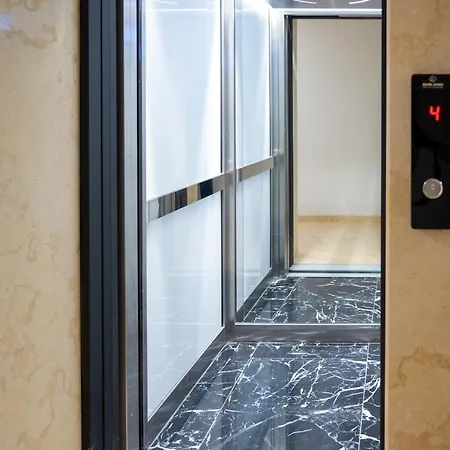 Apartament Bright In The Center